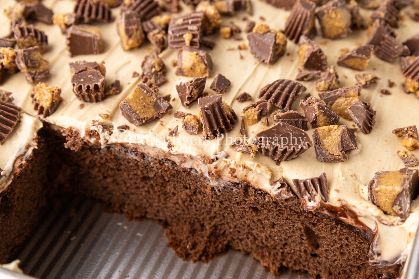 Reese's Peanut Butter Cup Poke Cake