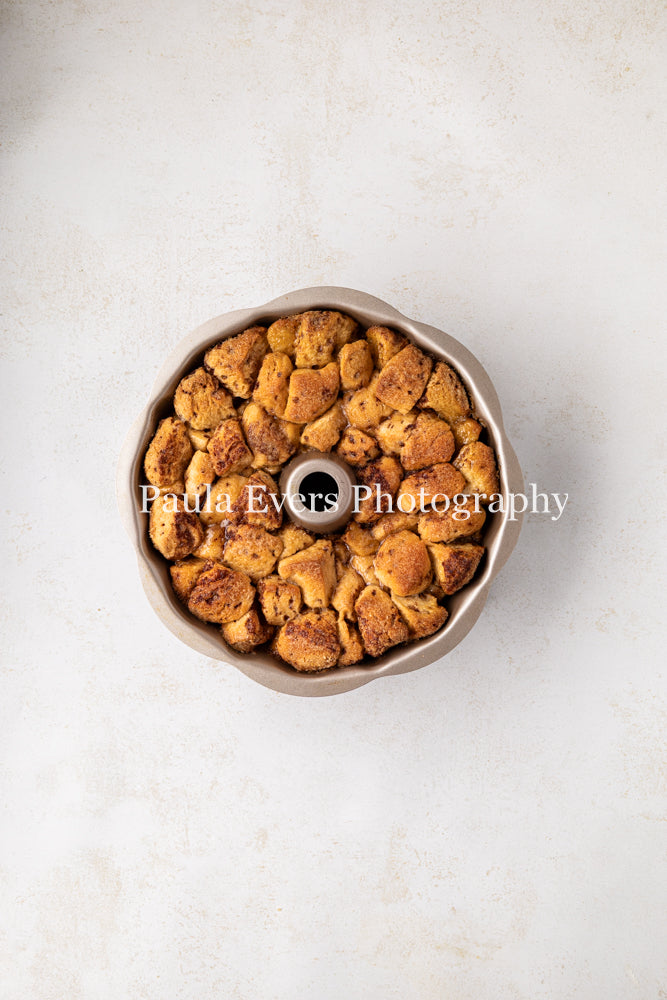 Cinnamon Roll Monkey Bread