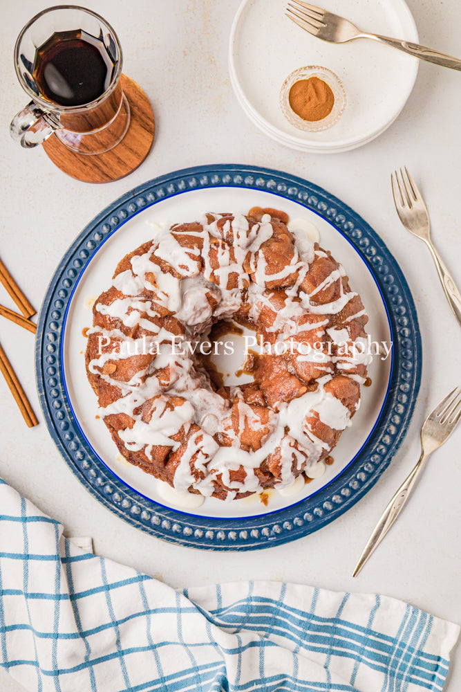 Cinnamon Roll Monkey Bread