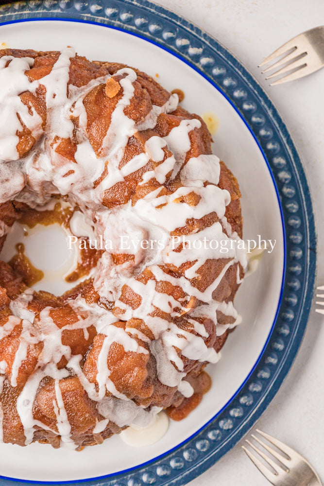 Cinnamon Roll Monkey Bread