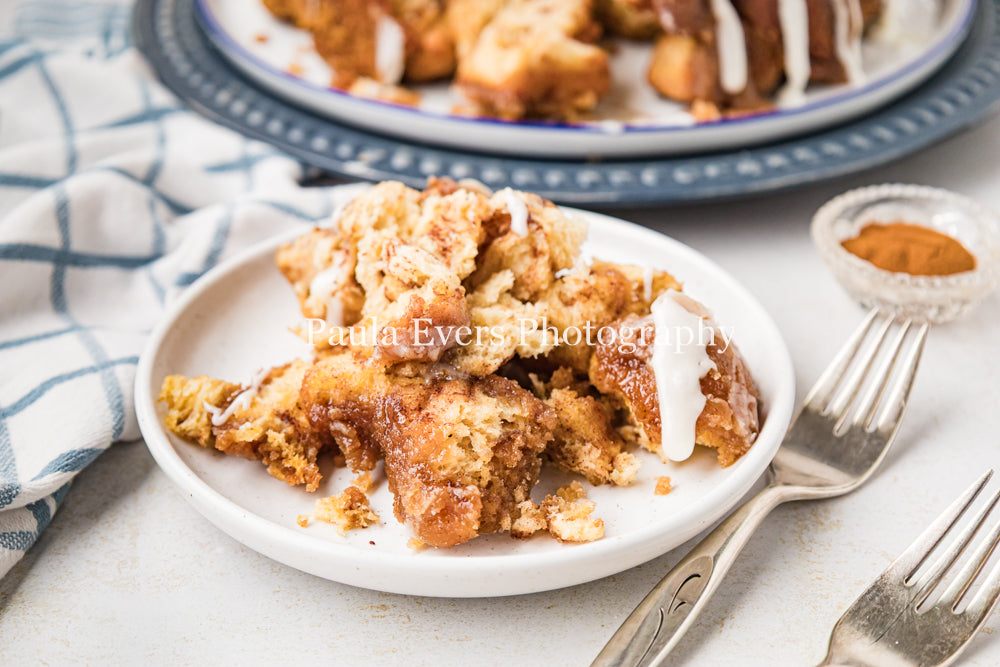 Cinnamon Roll Monkey Bread