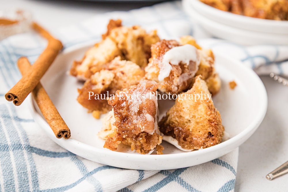 Cinnamon Roll Monkey Bread