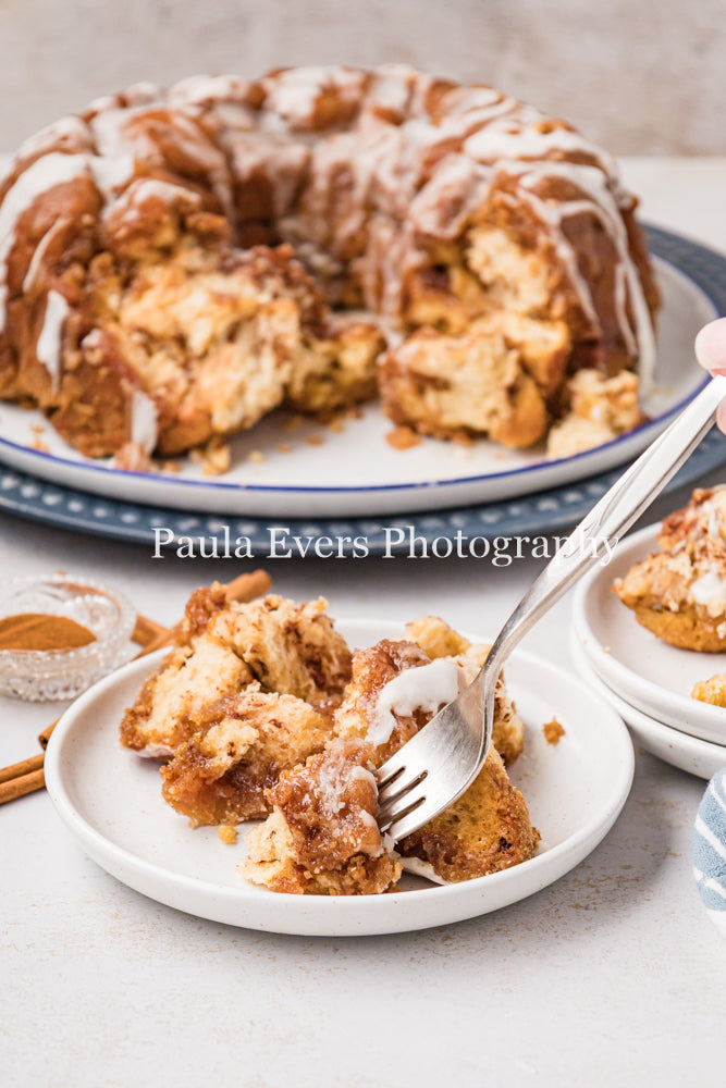Cinnamon Roll Monkey Bread