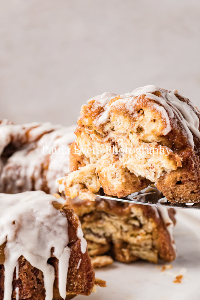 Cinnamon Roll Monkey Bread