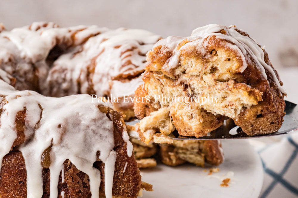 Cinnamon Roll Monkey Bread